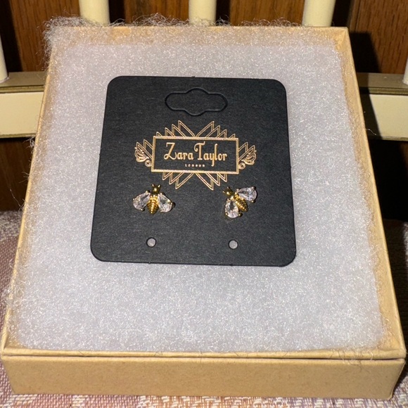 Gold Diamond Bumblebee Earrings - Picture 6 of 6